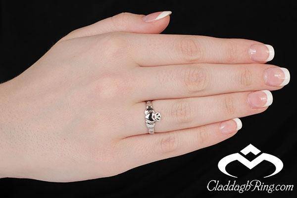 Ladies Silver Claddagh Ring with Infinity Band SL-SL46 - Uctuk