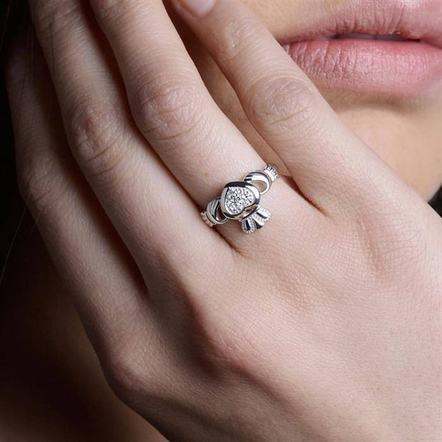 Retired Ladies Silver Pave CZ Claddagh Ring SL-SL97 - Uctuk