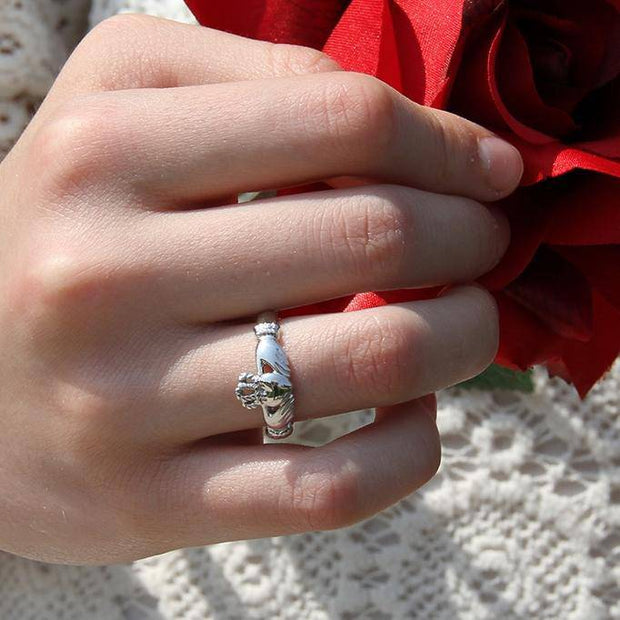 Ladies Sterling Silver ULS-6334 Claddagh Ring - Uctuk