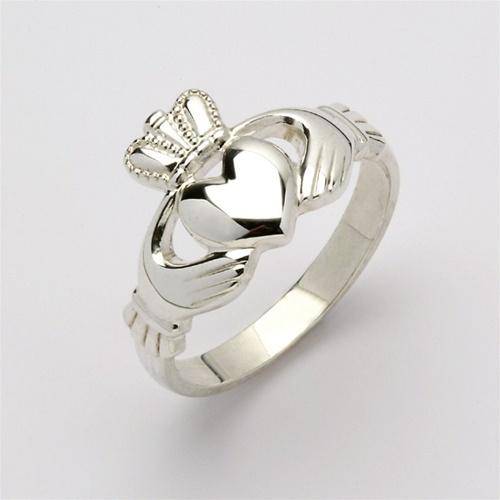 Retired Ladies Silver Claddagh Ring LSF-R205 - Uctuk